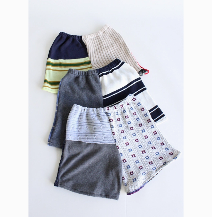 Unisex Knit Sweater Short