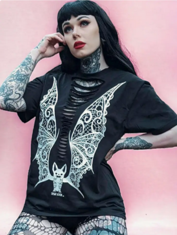Women's Vampire Lace Wings Boyfriend Fit Tee