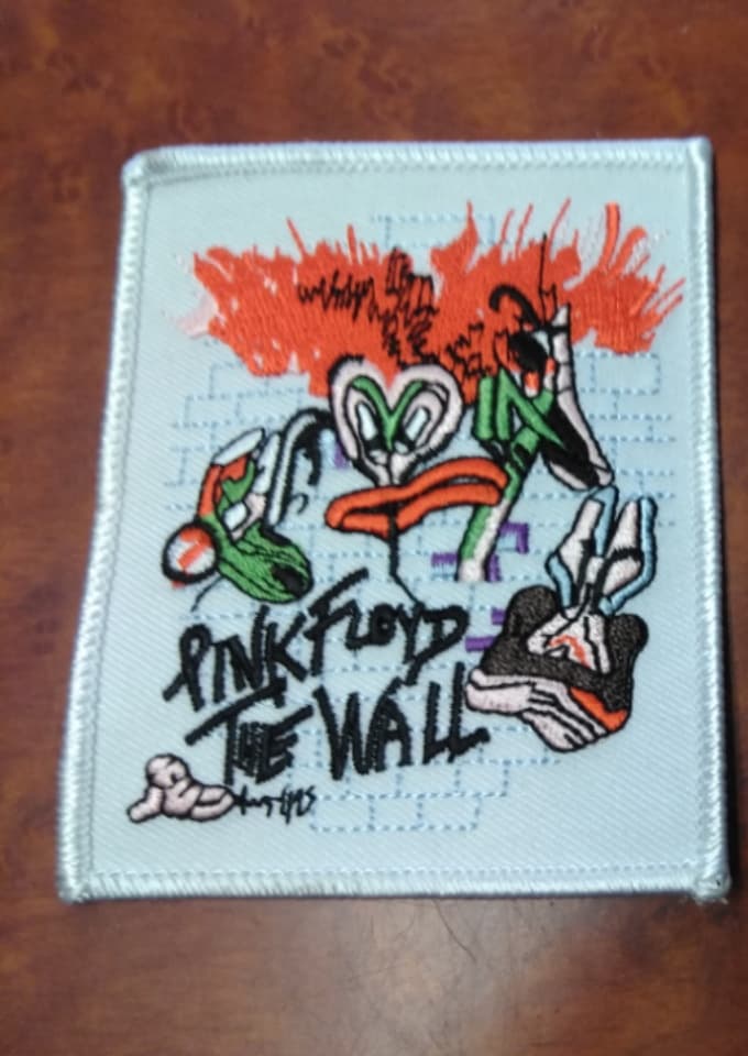 The Wall Patch - HalfMoonMusic