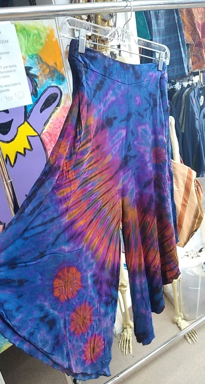 Womens Angel Cut Wide Leg Tie Dye Pants - HalfMoonMusic