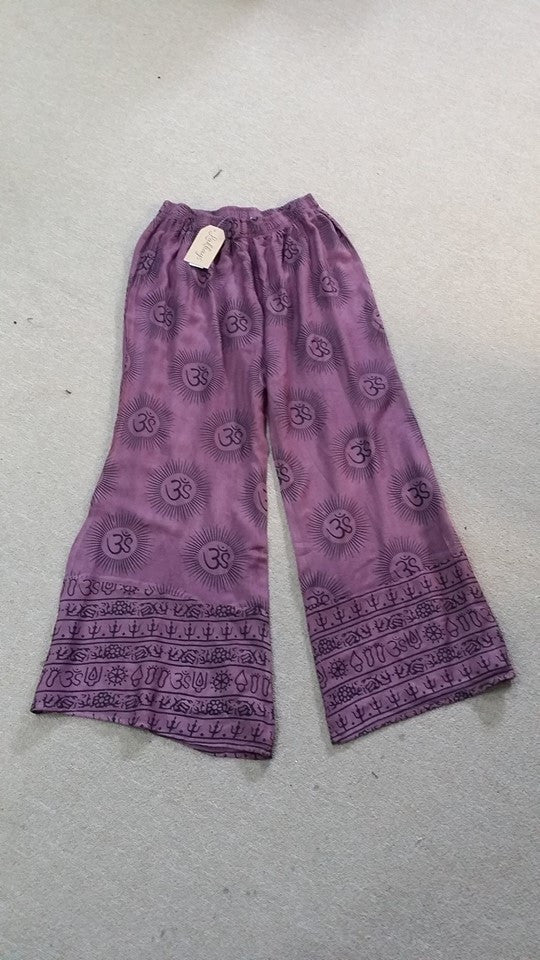 Womens Om Mantra Pants - HalfMoonMusic