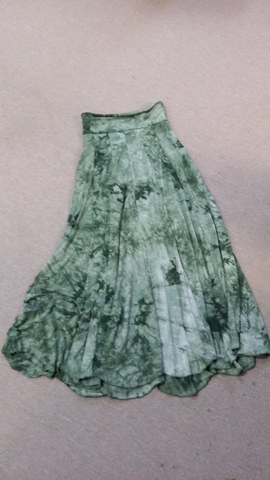 Womens Vertical Tiered Long Tie Dye Skirt - HalfMoonMusic