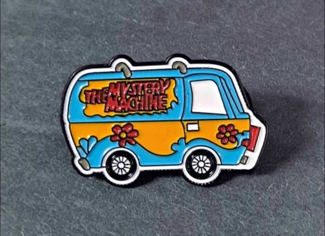 Scooby-Doo Mystery Machine Hat Pin - HalfMoonMusic