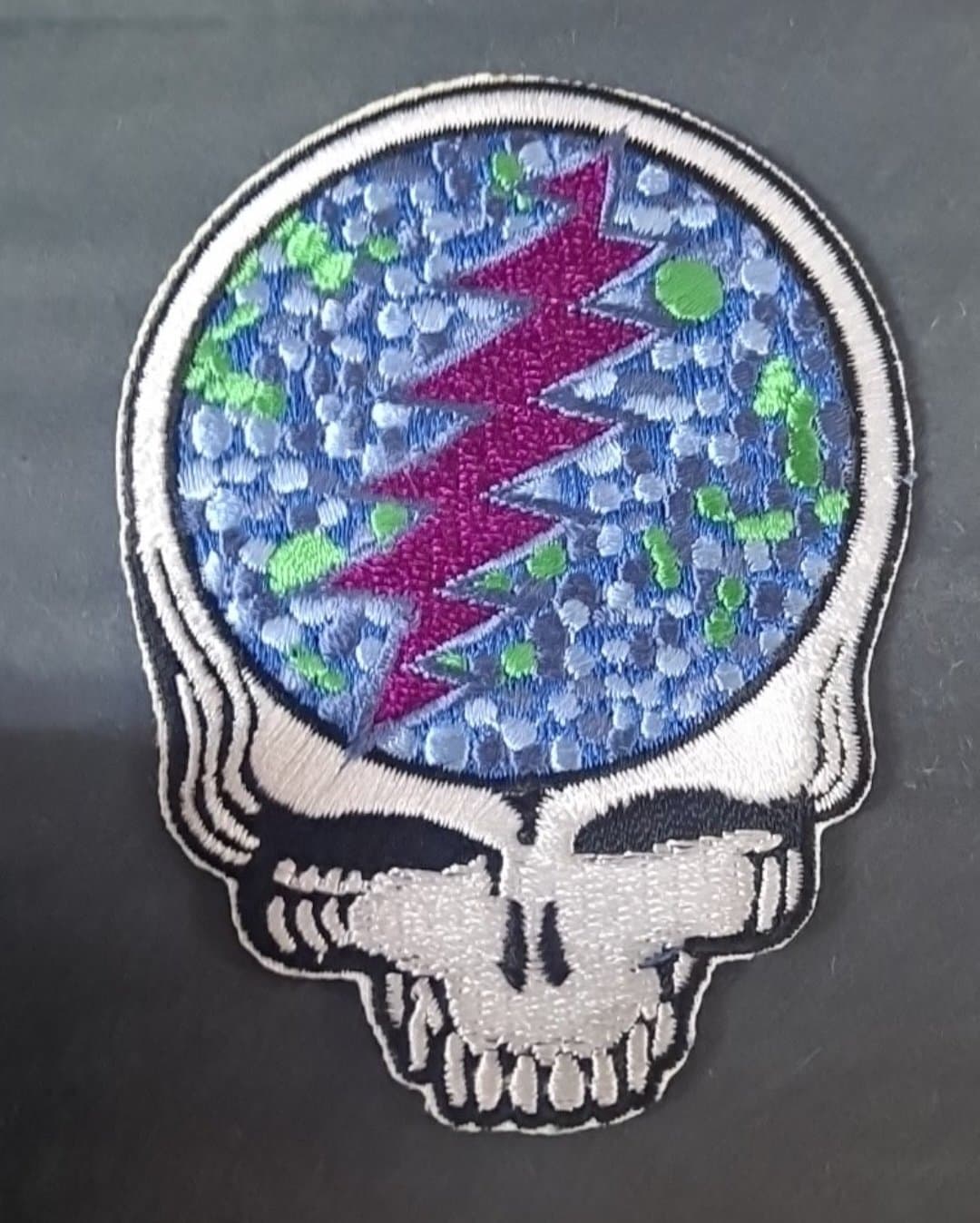 Grateful Dead Steal Your Face Purple Bolt Blue Dots Patch - HalfMoonMusic