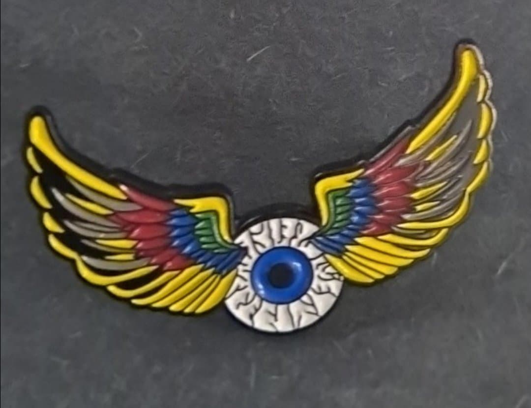 Eyeball With Wings Hat Pin - HalfMoonMusic