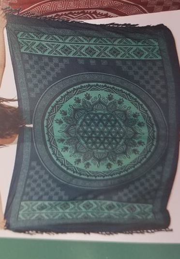 Mandala Sarong - HalfMoonMusic