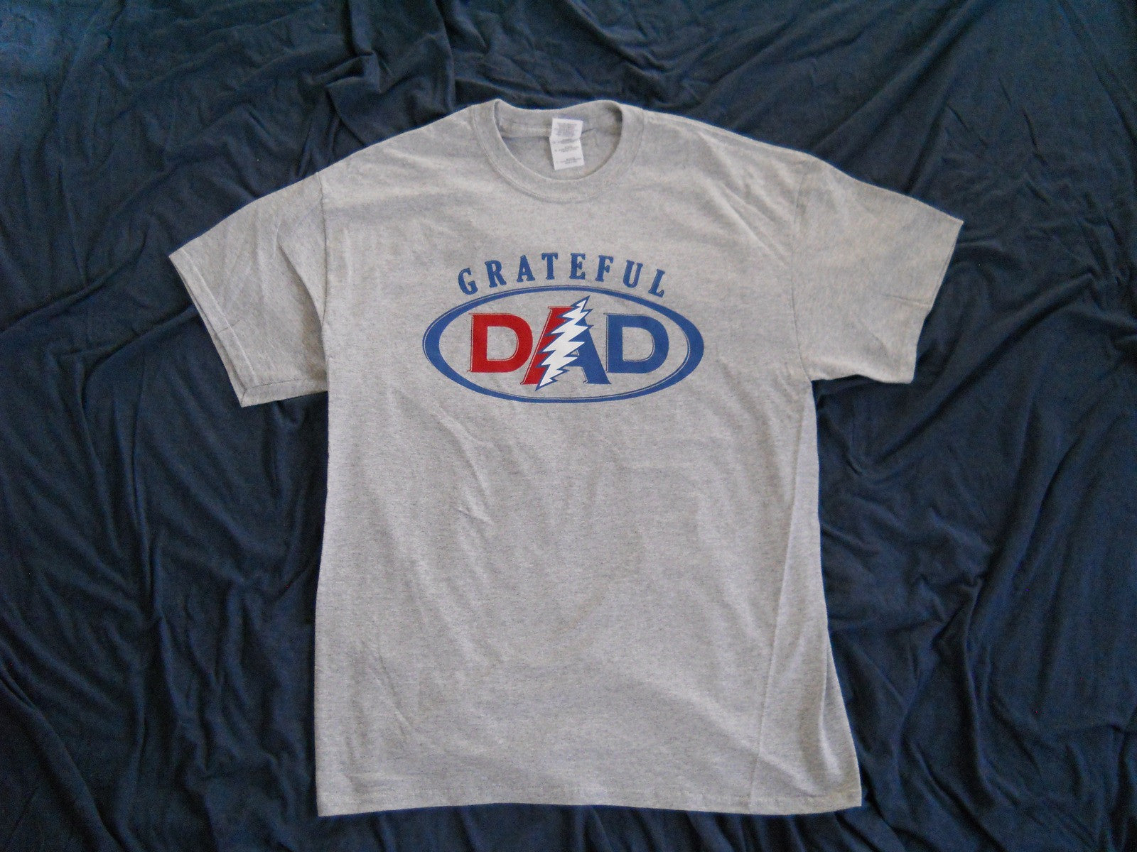 Sundog Men's Grateful Dead Grateful Dad T-Shirt Medium