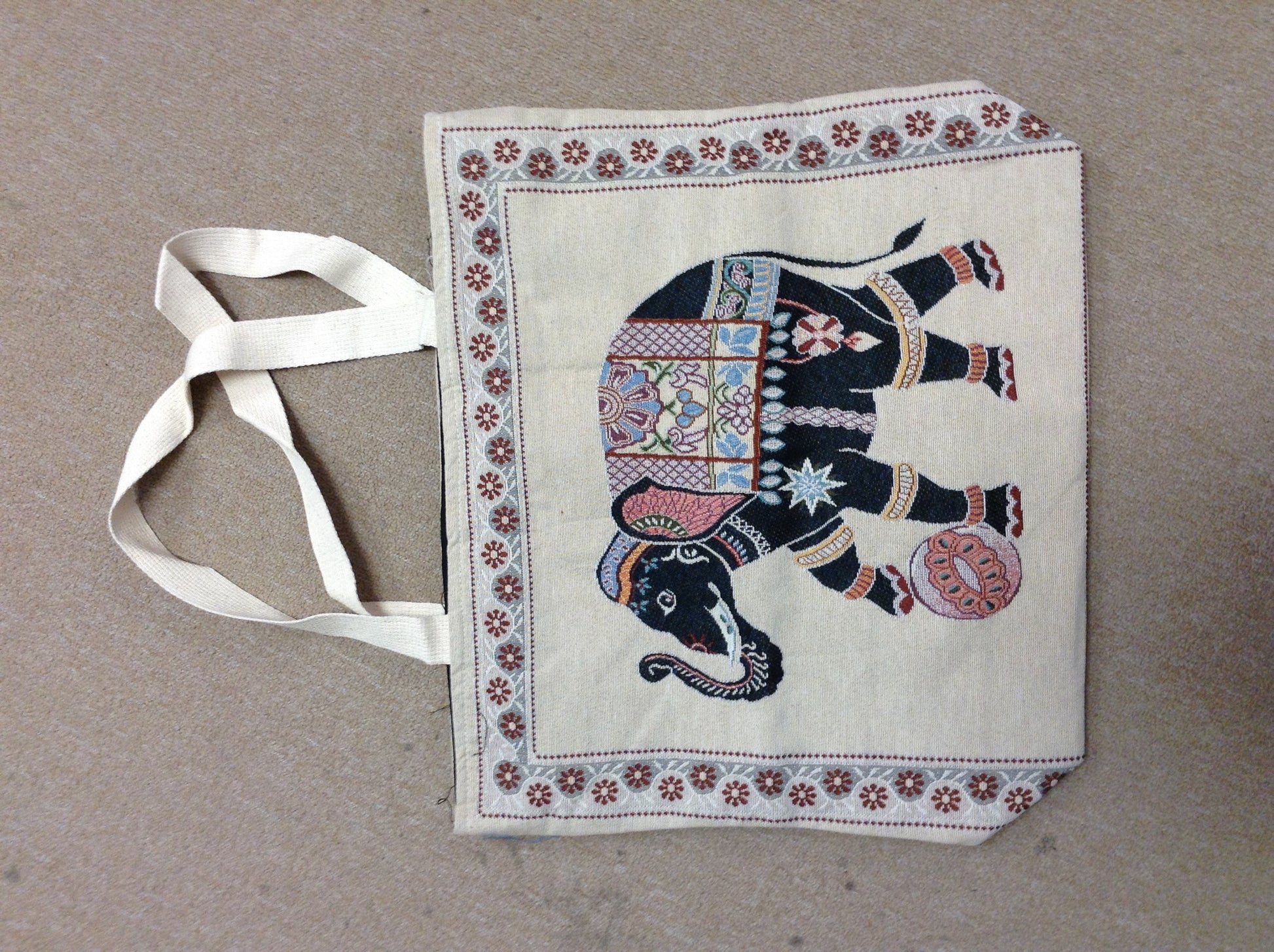 elephant beach bag - HalfMoonMusic