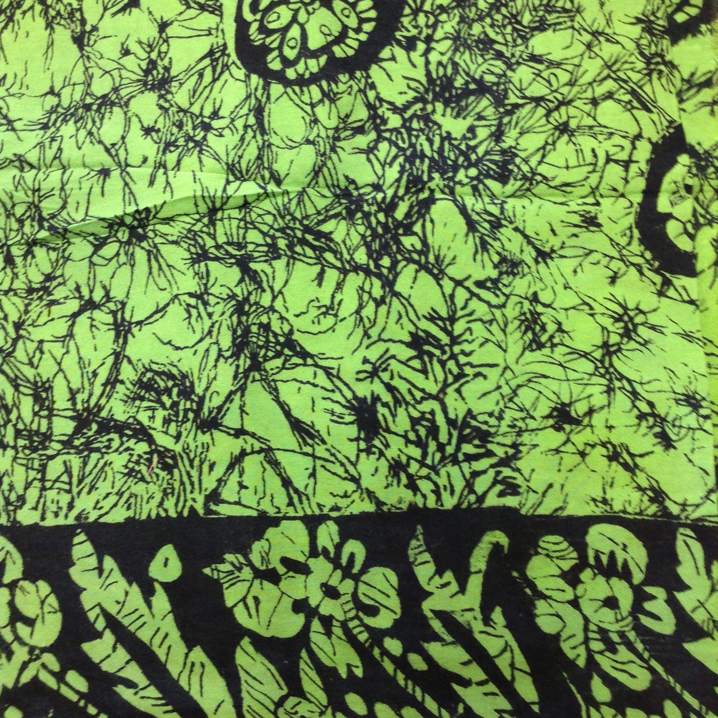 Batik Mini Sarong - HalfMoonMusic
