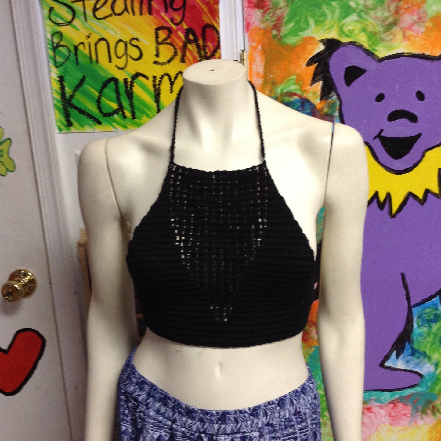 Womens V-Neck Crochet Halter Crop Top - HalfMoonMusic