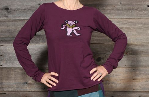 Long Sleeve Top w/ Embroidered Bear - HalfMoonMusic