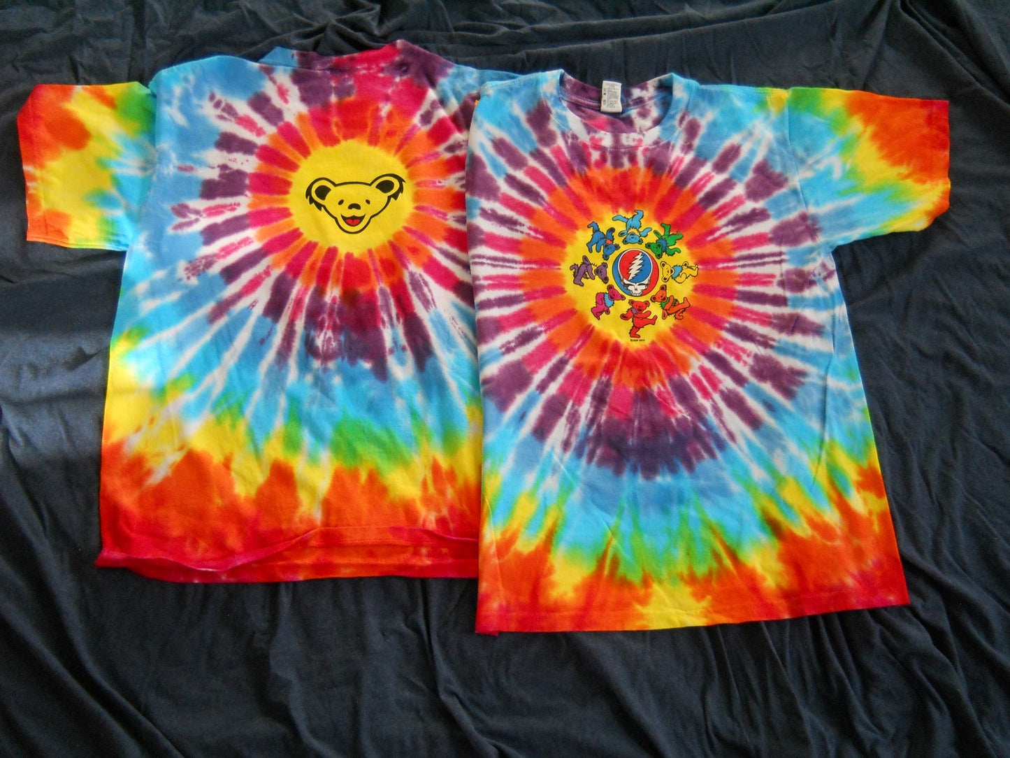 Grateful Dead Circle Bears Tie-Dye T-Shirt - HalfMoonMusic