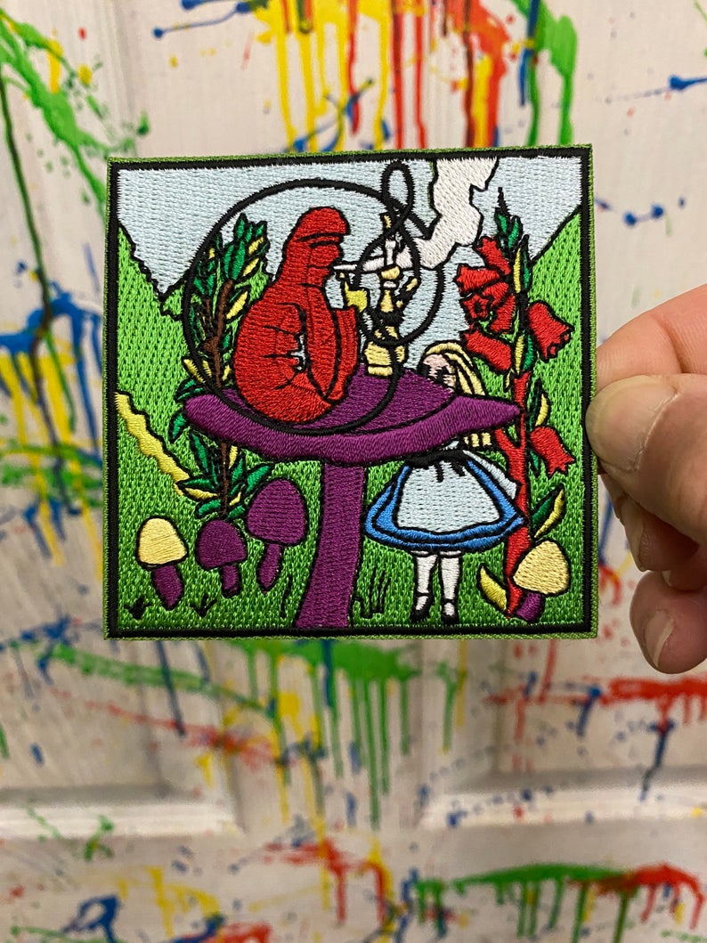 Wonderland Caterpillar Hookah Patch - HalfMoonMusic
