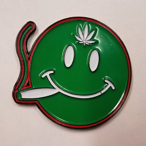 Smoking Smiley Hat Pin - HalfMoonMusic