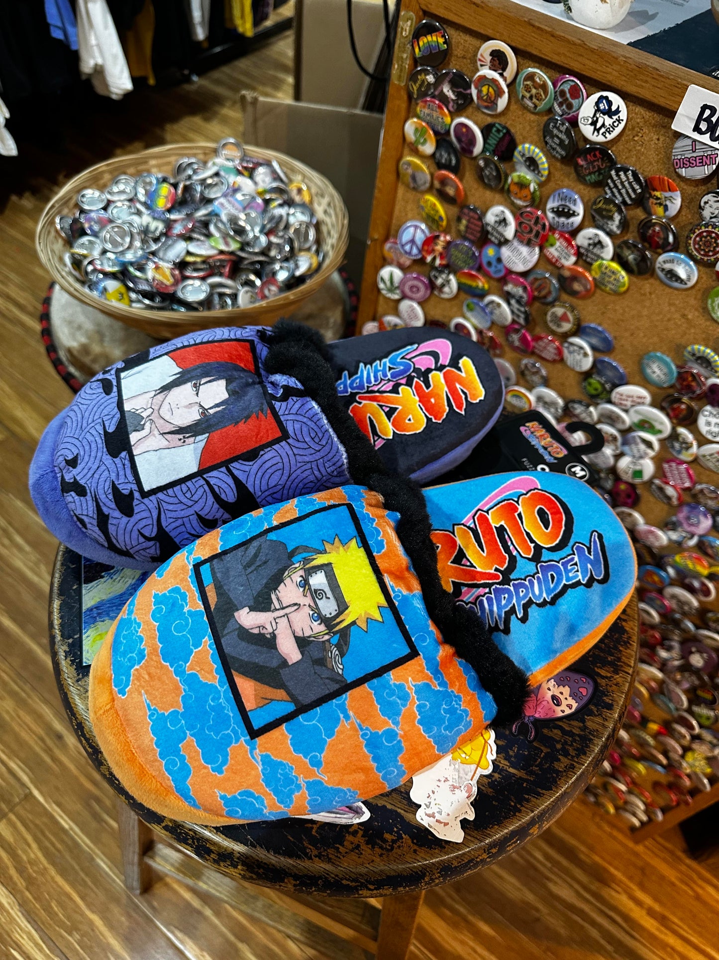 Naruto V Sasuke Fuzzy Slide Slippers