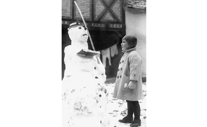 Frosty Is Pissed - An Edgy Hilarious Christmas Greeting Card - HalfMoonMusic