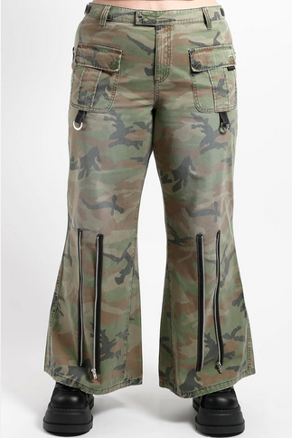 Unisex Plus Size Camo Peace Cargo Tripp Pants