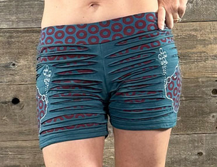 Women's Cotton Lycra Razor-Cut Phish Donut Print Booty Shorts