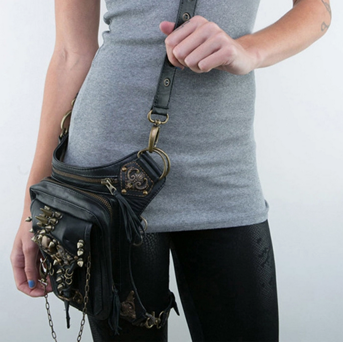 Multi-Wear Brass Strudded Vintage Skull Bag