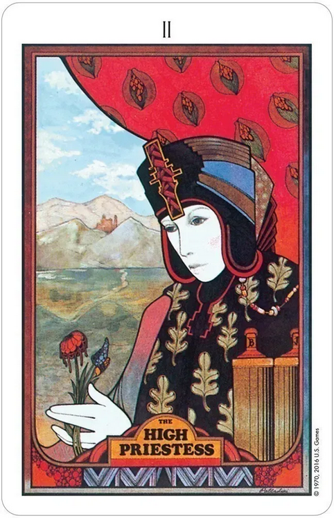 Aquarian Tarot in a Tin