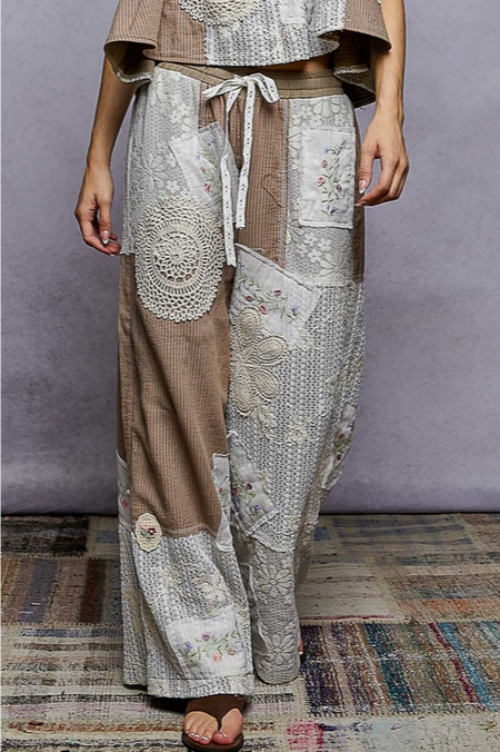 Women's Solid Lace Patch Woven Pants