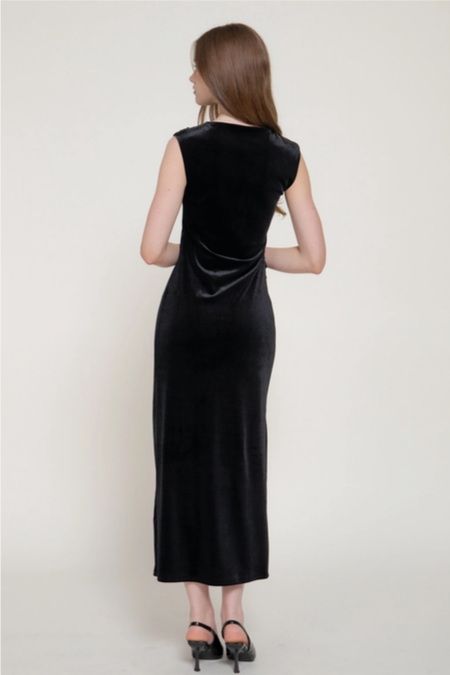 Women's Sleeveless Velvet Crew Neck Dress
