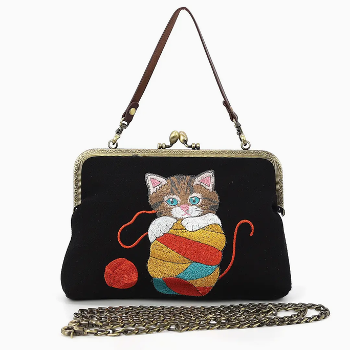 Cat In Yarn Kissolock Bag