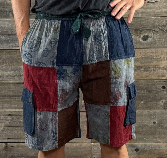Grateful Dead Men's Cotton Patchwork Solid & GD Print Shorts