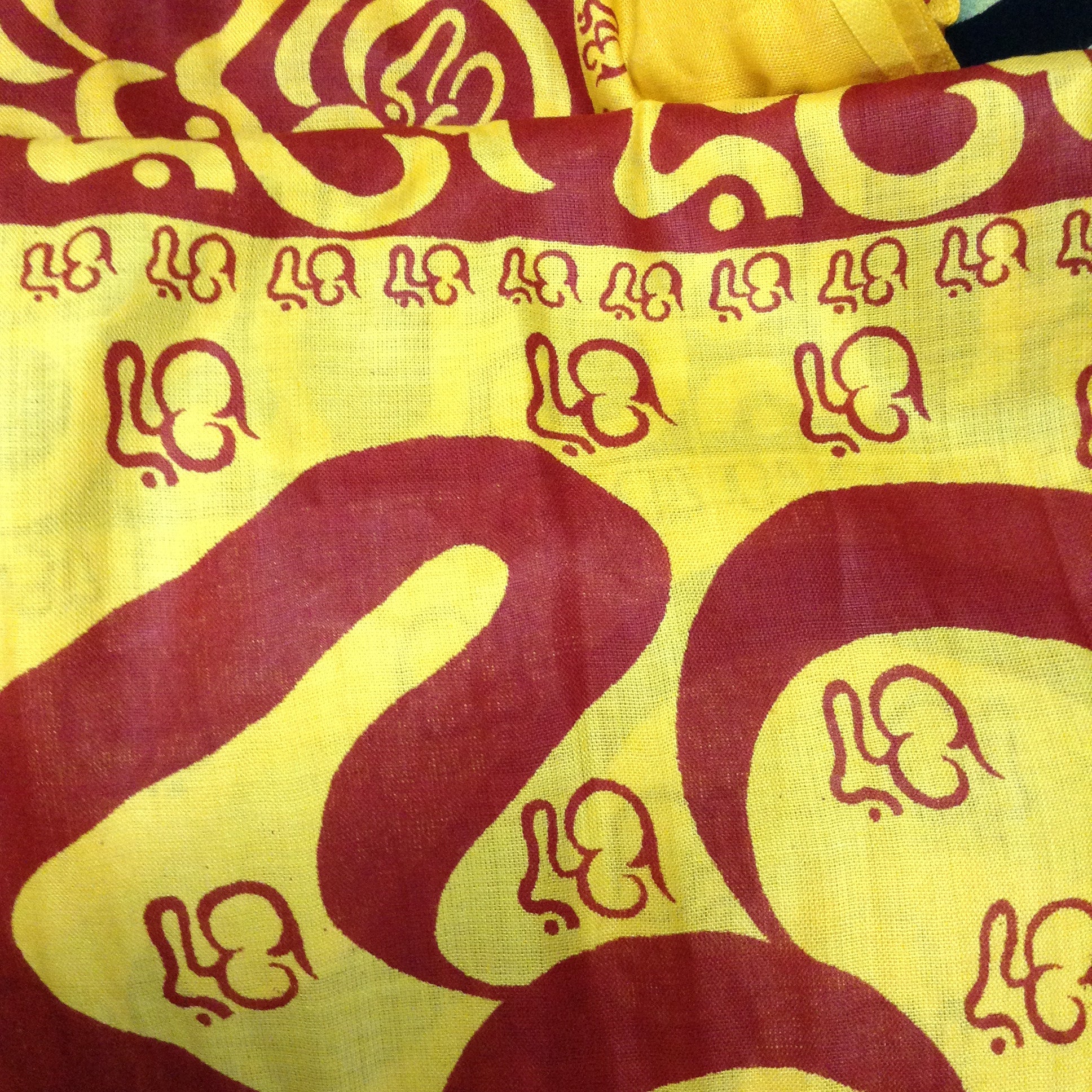 Big Om Print Sarong - HalfMoonMusic