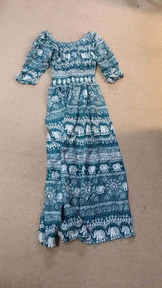 Womens Elephant Long Off The Shoulder Sleeved Dress - HalfMoonMusic