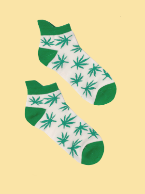 Groovin' Green Hemp Leaf Ankle Socks - HalfMoonMusic