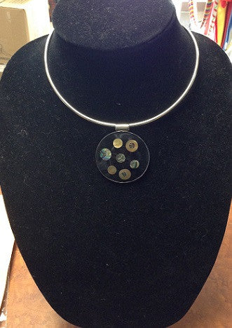 Shell Dot Metal Necklace - HalfMoonMusic