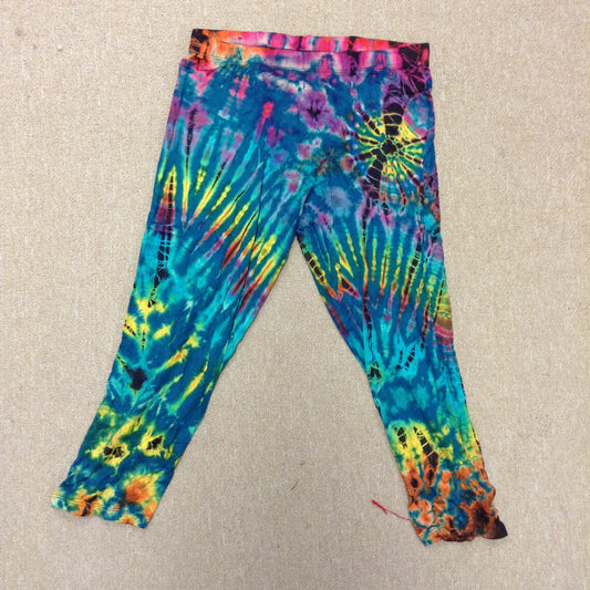 Womens Culture Tie-Dye Capri Leggings - HalfMoonMusic