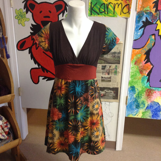 Women's Short Sleeve Printed Dress - HalfMoonMusic