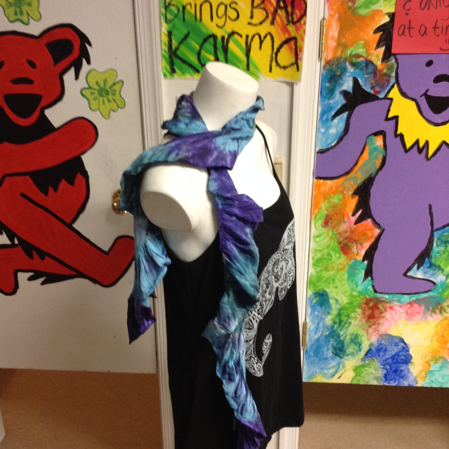 Tie Dye Ruffle Scarf - HalfMoonMusic