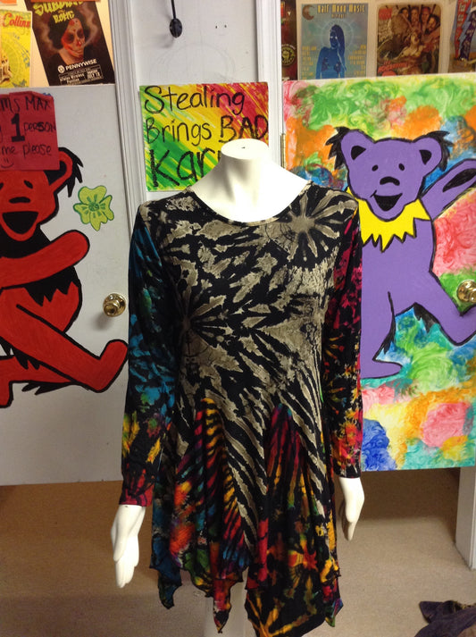 Tie Dye Layered Tunic W/ Pointed Bottom - HalfMoonMusic