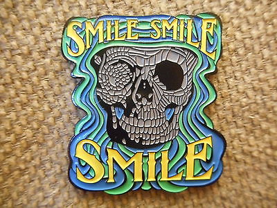 Smile Smile Smile Hat Pin - HalfMoonMusic