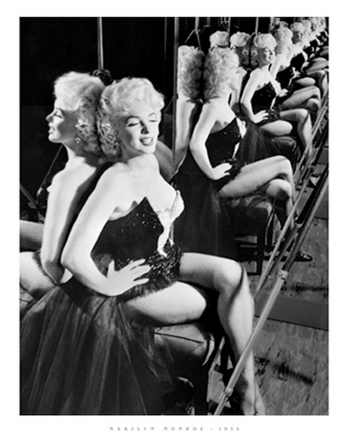 Marylin Monroe 1955 Art Print - HalfMoonMusic