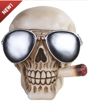 Smoking Skull Statue - HalfMoonMusic
